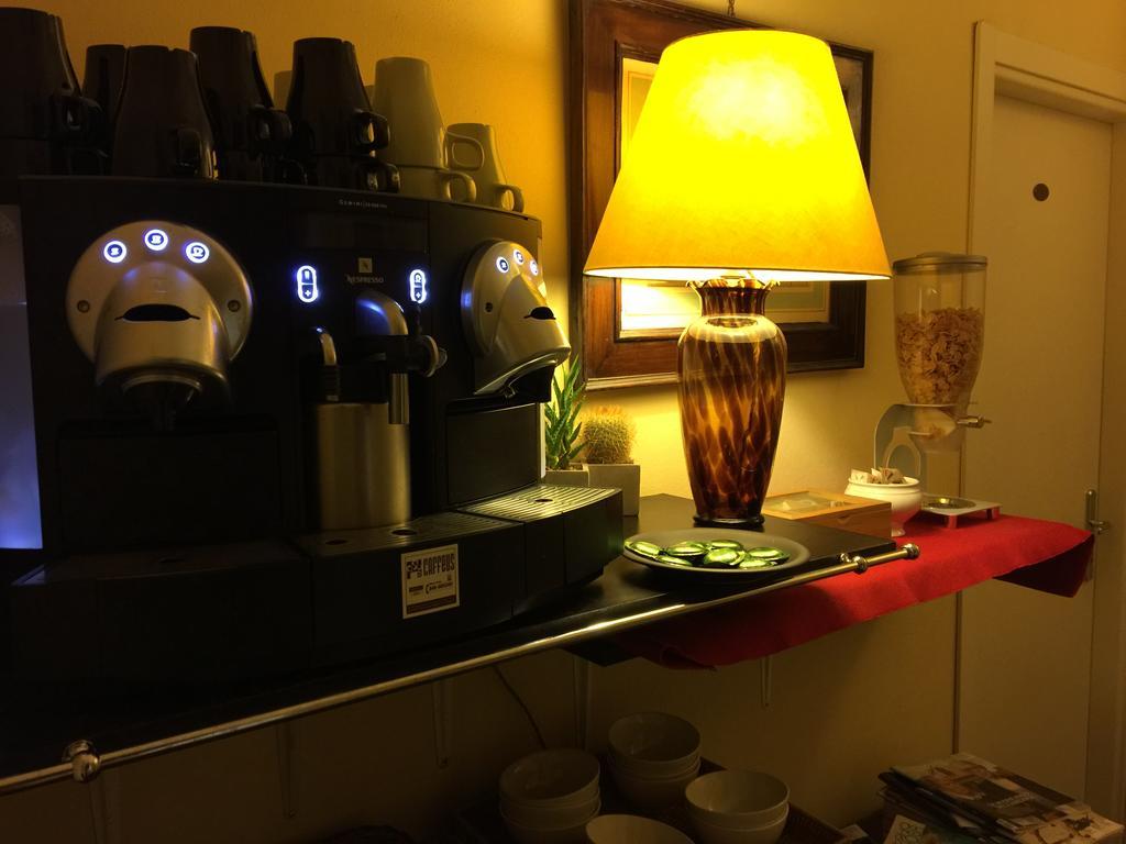 Acomodação com café da manhã  Alberghino